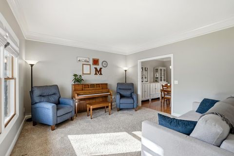 Tiny photo for 1229 Venetian Way, Columbus, OH 43230 (MLS # 226001734)