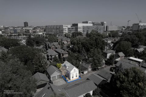 Tiny photo for 318 Berger Alley, Columbus, OH 43206 (MLS # 225021537)