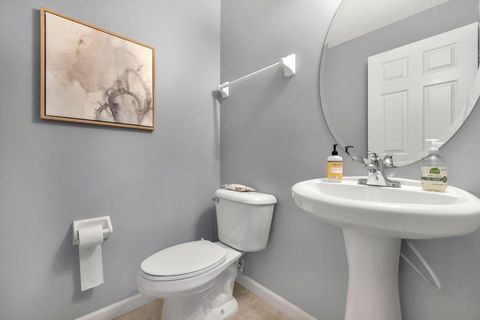 Tiny photo for 7278 Colonial Affair Drive 11 #11, New Albany, OH 43054 (MLS # 225041703)