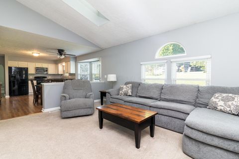 Tiny photo for 107 N Highview Boulevard, Pataskala, OH 43062 (MLS # 225037506)