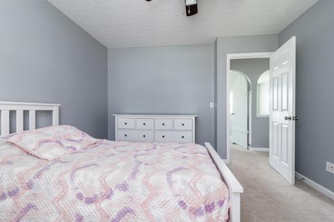 Tiny photo for 107 N Highview Boulevard, Pataskala, OH 43062 (MLS # 225037506)