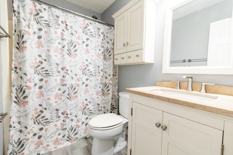 Tiny photo for 107 N Highview Boulevard, Pataskala, OH 43062 (MLS # 225037506)
