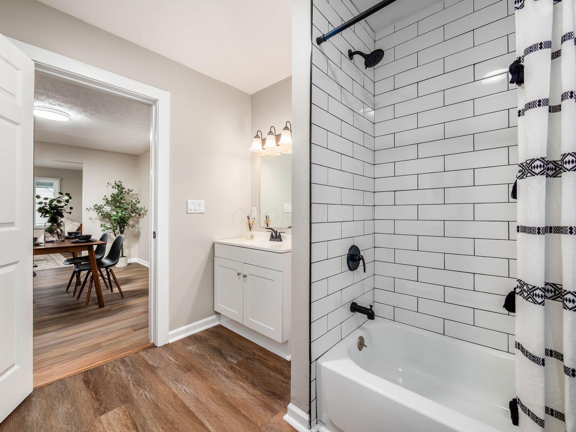 334 E Welch Avenue, Columbus, Ohio image 14