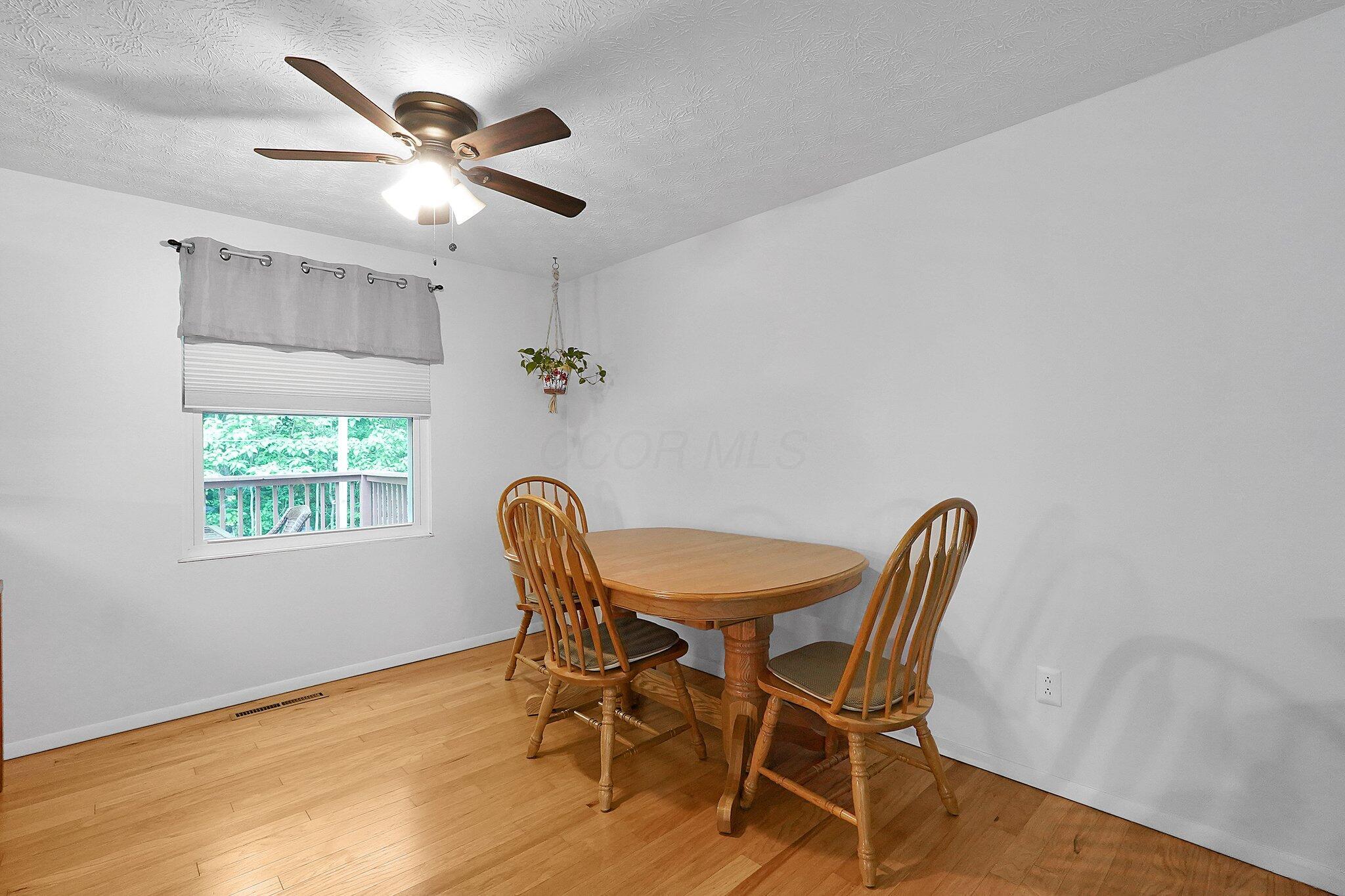 572 Sycamore Drive, Pickerington, Ohio image 13