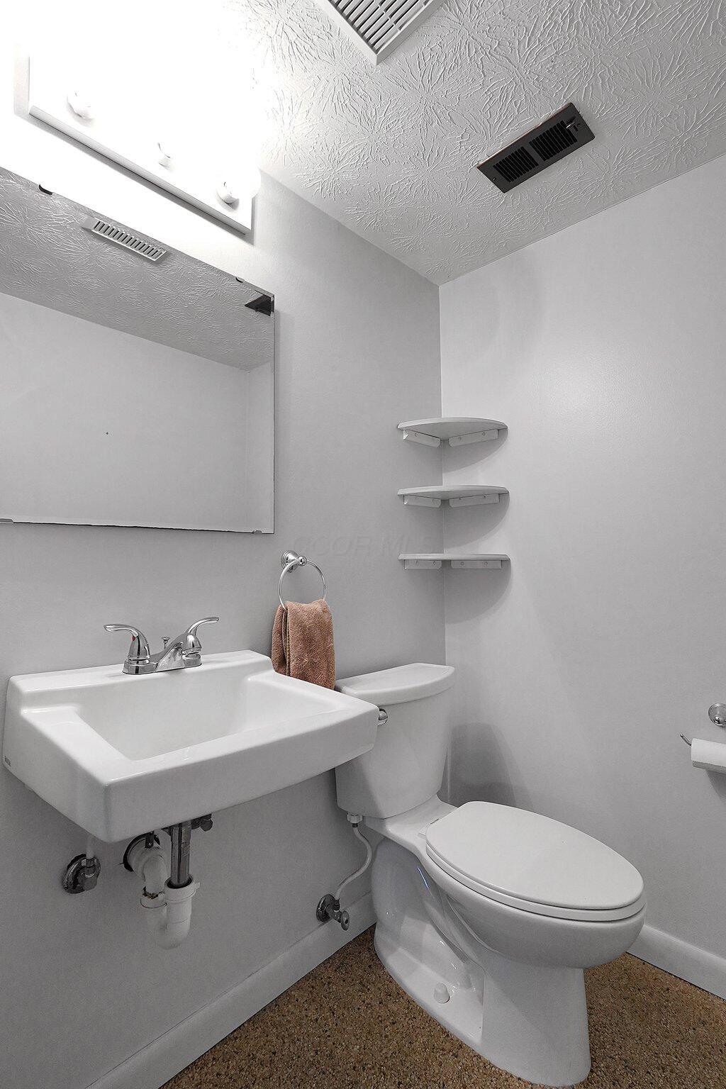 572 Sycamore Drive, Pickerington, Ohio image 35