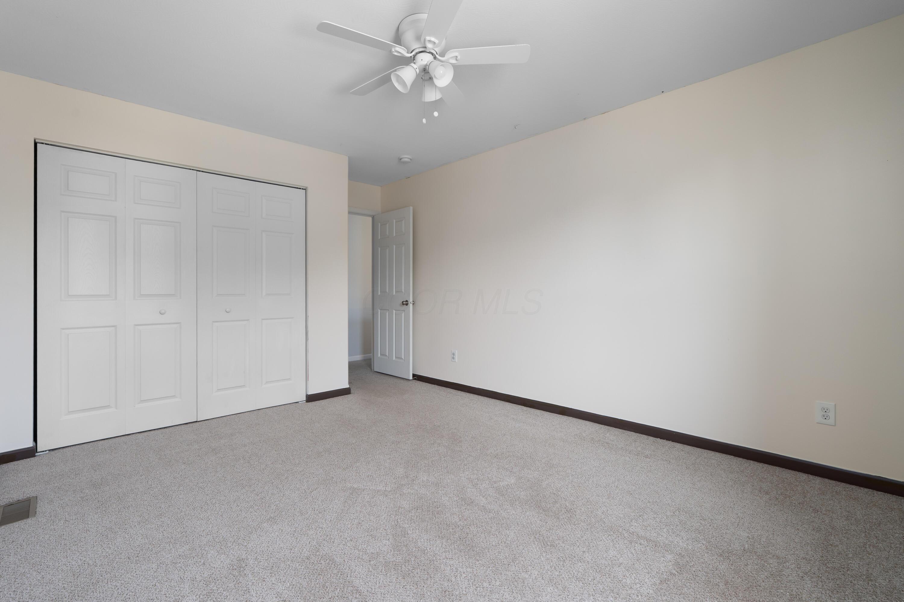 2765 Sussex Place Drive, Grove City, Ohio image 29