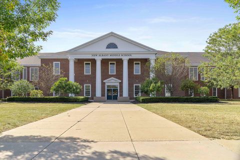 Tiny photo for 7 Richmond Square, New Albany, OH 43054 (MLS # 225045469)