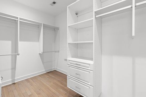 Tiny photo for 7 Richmond Square, New Albany, OH 43054 (MLS # 225045469)