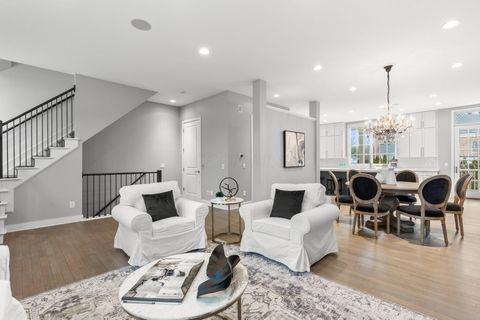 Tiny photo for 7 Richmond Square, New Albany, OH 43054 (MLS # 225045469)