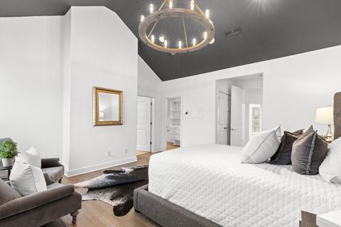 Tiny photo for 7 Richmond Square, New Albany, OH 43054 (MLS # 225045469)