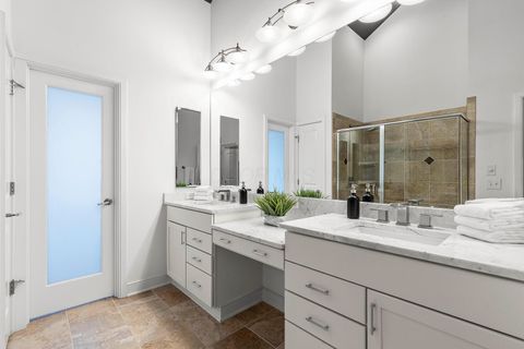 Tiny photo for 7 Richmond Square, New Albany, OH 43054 (MLS # 225045469)