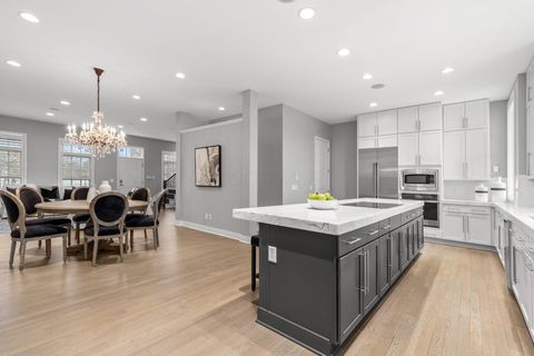 Tiny photo for 7 Richmond Square, New Albany, OH 43054 (MLS # 225045469)