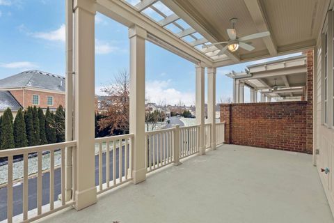 Tiny photo for 7 Richmond Square, New Albany, OH 43054 (MLS # 225045469)