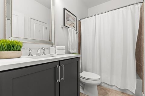 Tiny photo for 7 Richmond Square, New Albany, OH 43054 (MLS # 225045469)