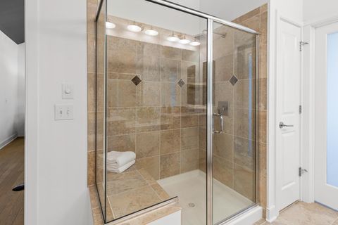 Tiny photo for 7 Richmond Square, New Albany, OH 43054 (MLS # 225045469)