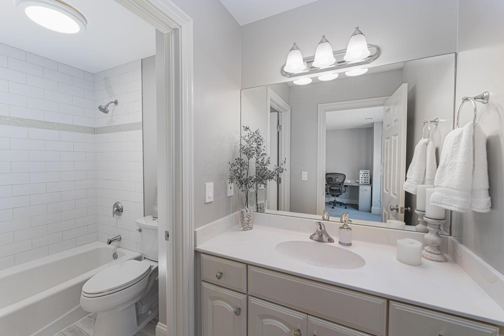 9071 Tartan Fields Drive, Dublin, Ohio image 41