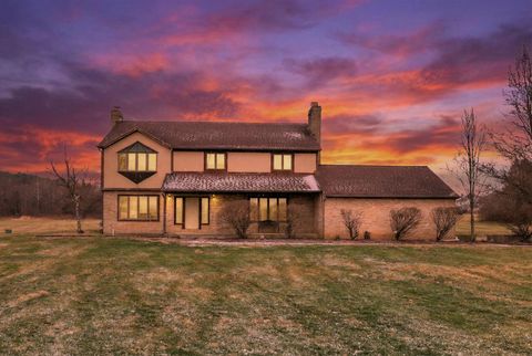 Photo of 780 Diley Road, Pickerington, OH 43147 (MLS # 226001652)