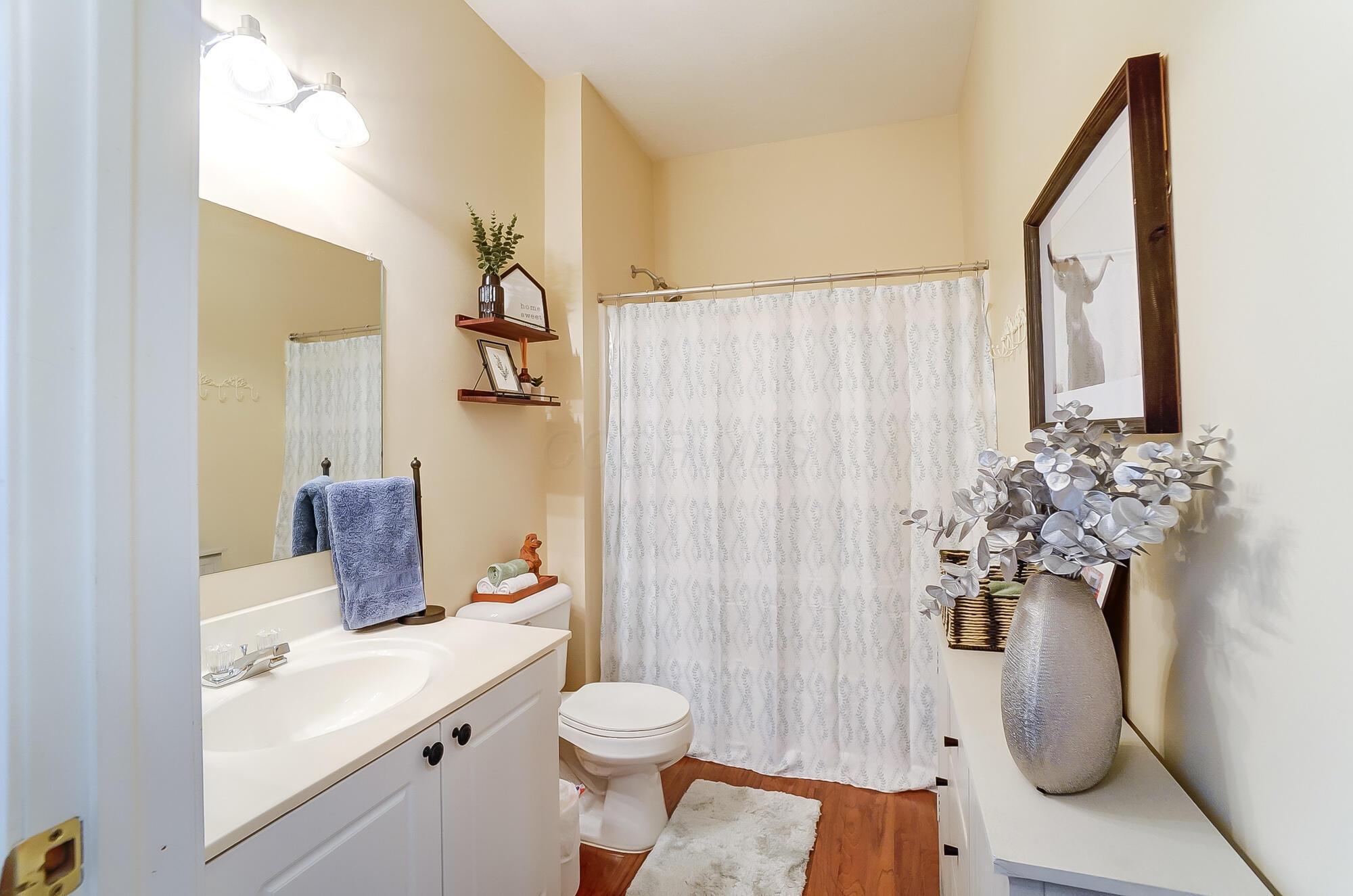 639 Spring Valley Drive, Lewis Center, Ohio image 15