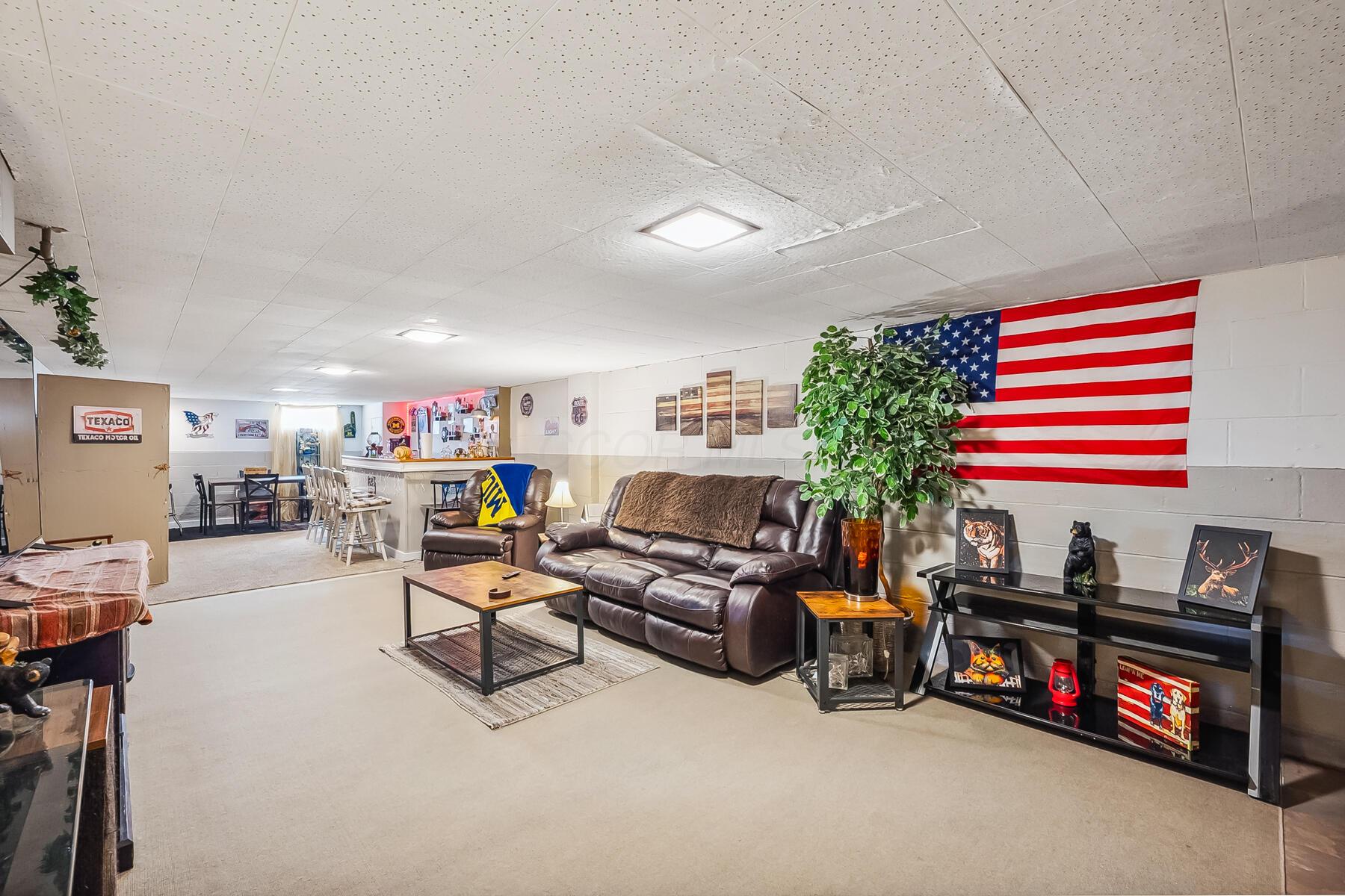 2430 Northmoor Drive, Springfield, Ohio image 34