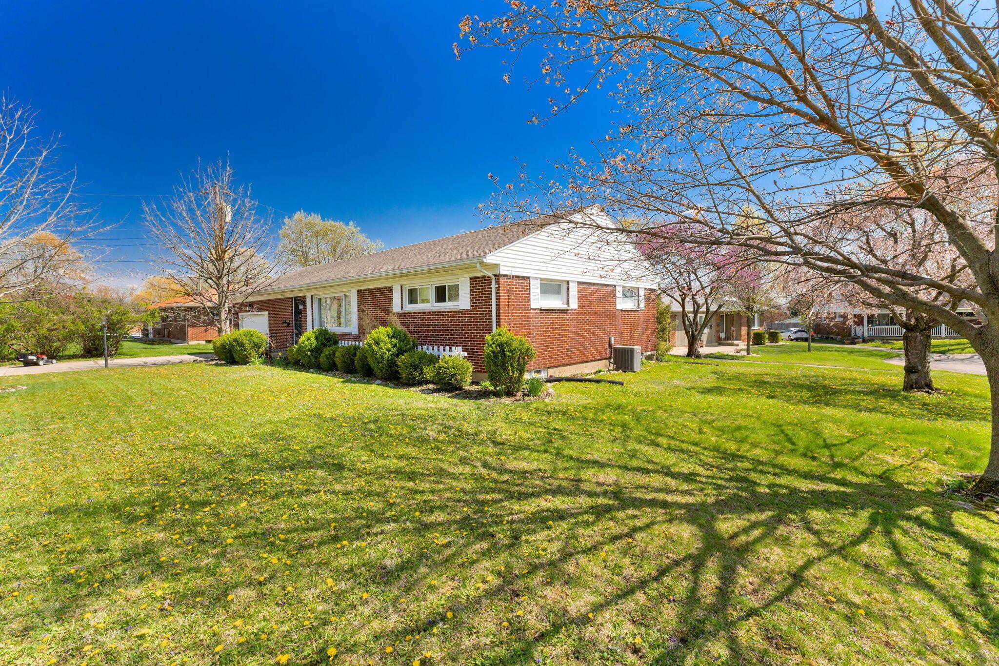2430 Northmoor Drive, Springfield, Ohio image 6