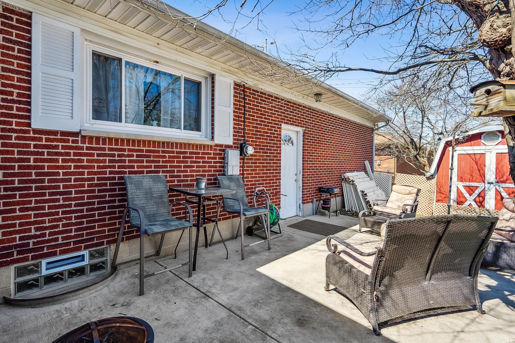 2430 Northmoor Drive, Springfield, Ohio image 11