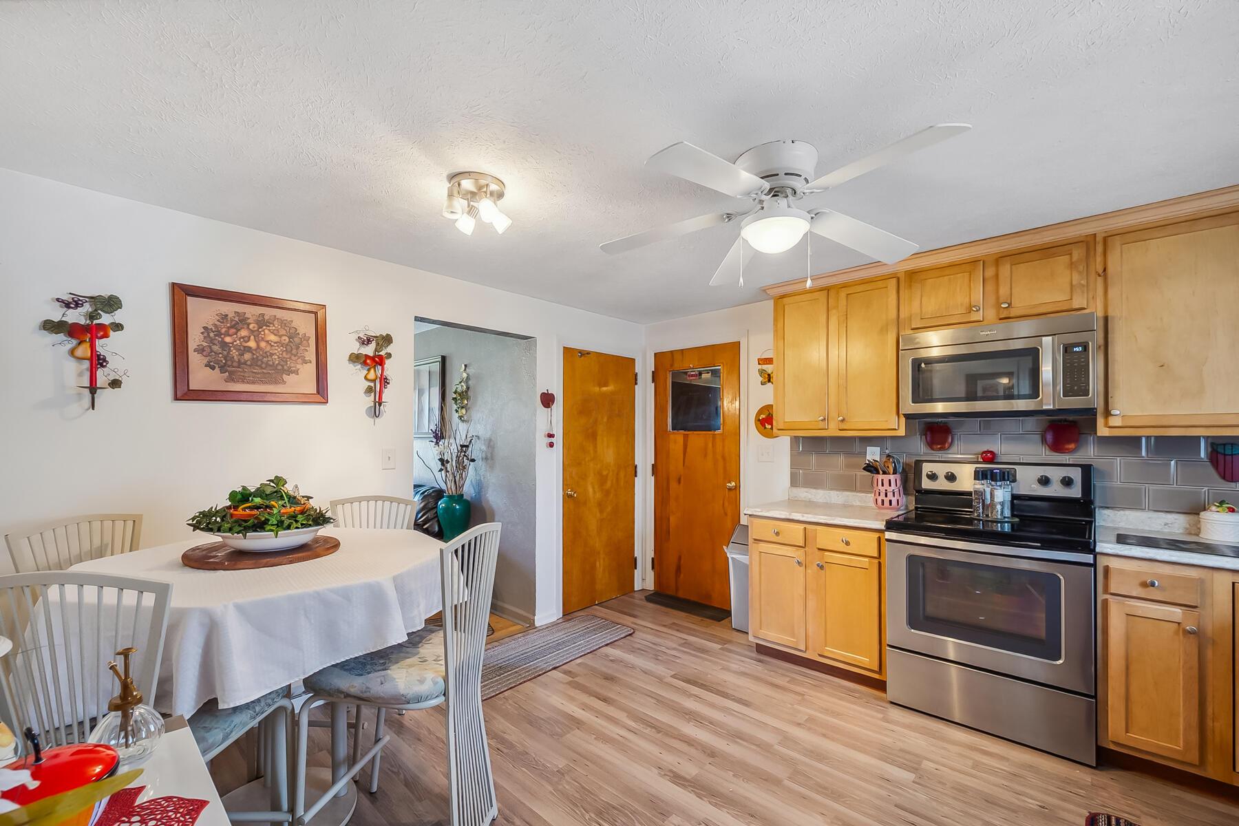 2430 Northmoor Drive, Springfield, Ohio image 21