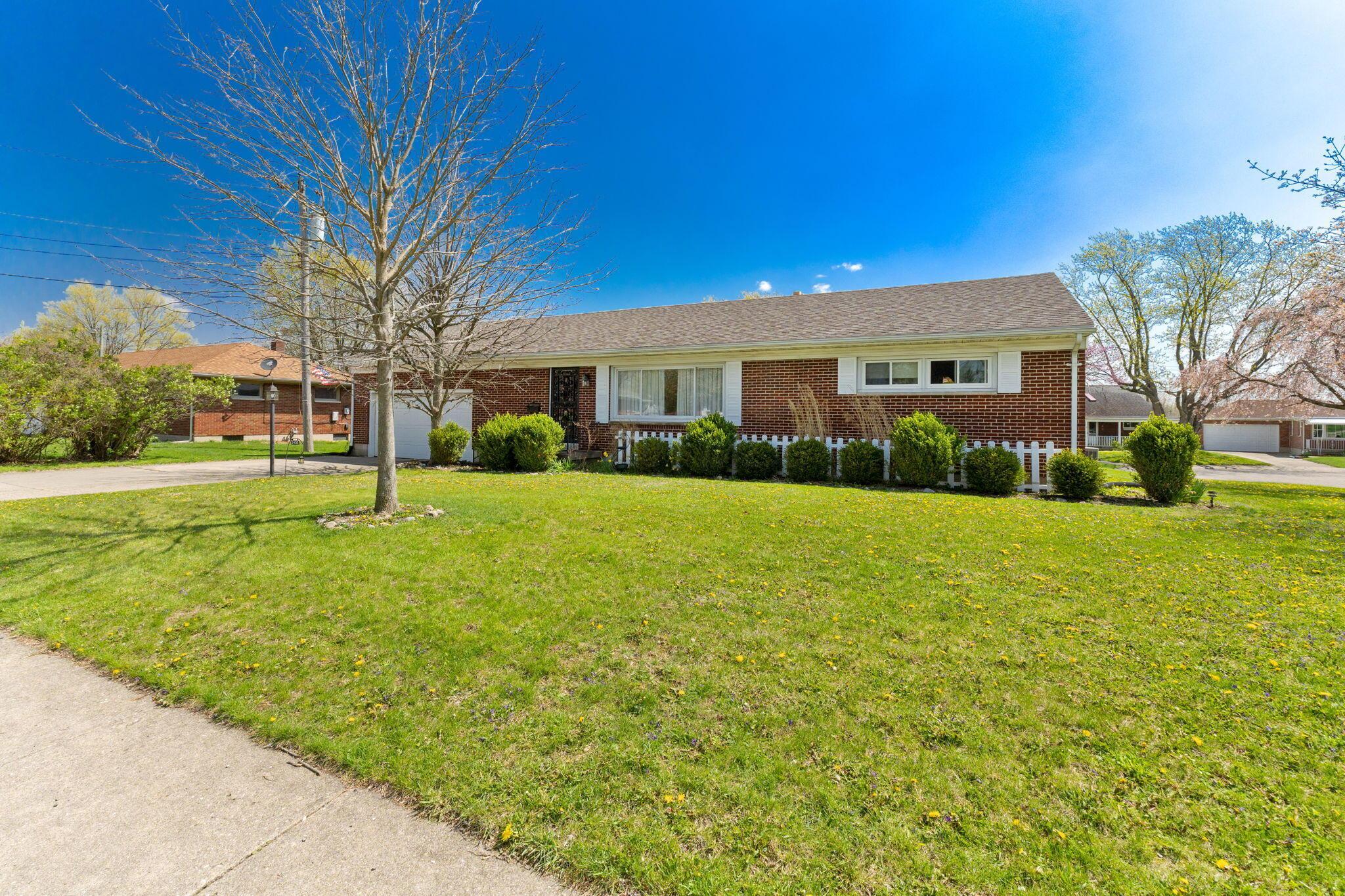 2430 Northmoor Drive, Springfield, Ohio image 3