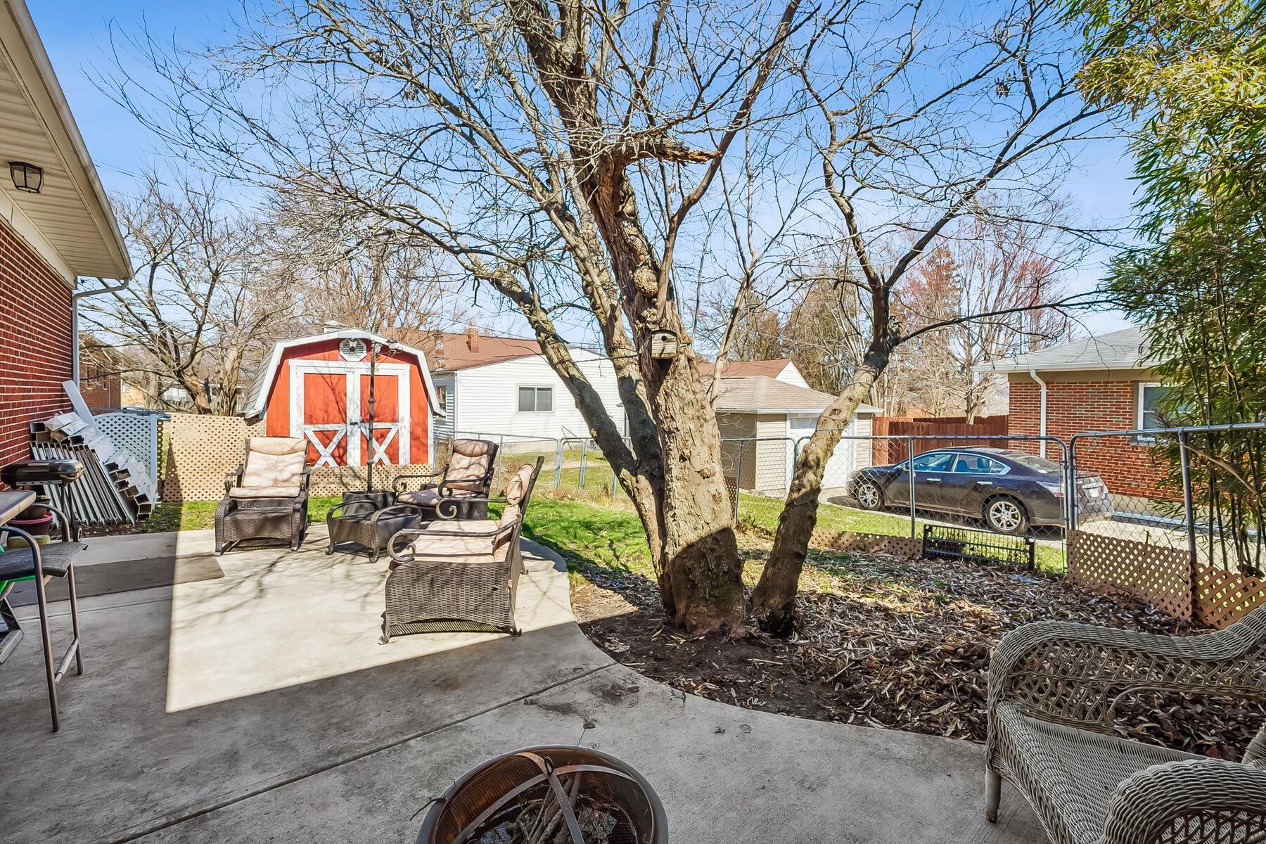 2430 Northmoor Drive, Springfield, Ohio image 13