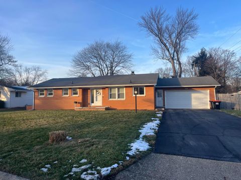 Photo of 730 Maxola Avenue, Newark, OH 43055 (MLS # 226000374)