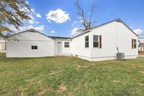 Tiny photo for 405 Watt Street, Circleville, OH 43113 (MLS # 225045316)