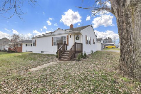 Tiny photo for 405 Watt Street, Circleville, OH 43113 (MLS # 225045316)
