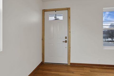 Tiny photo for 405 Watt Street, Circleville, OH 43113 (MLS # 225045316)