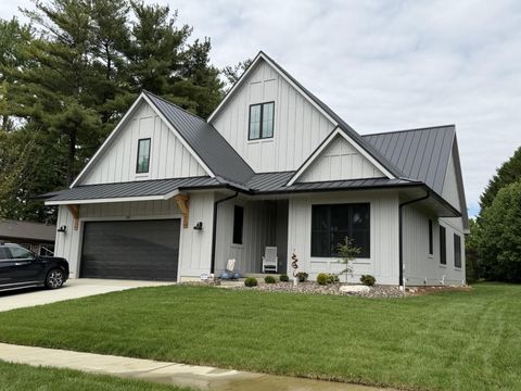 Photo of 320 Myrtle Drive, Westerville, OH 43081 (MLS # 226018106)