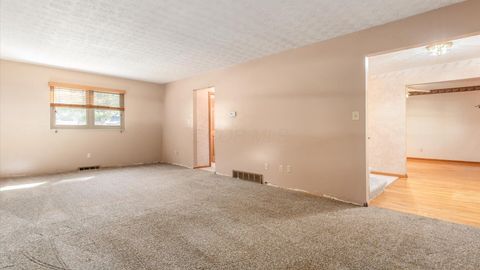 Tiny photo for 783 W Columbus Street, Pickerington, OH 43147 (MLS # 225037223)