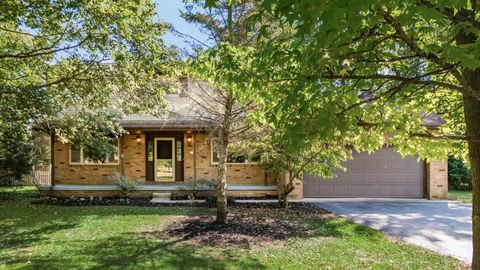 Tiny photo for 783 W Columbus Street, Pickerington, OH 43147 (MLS # 225037223)