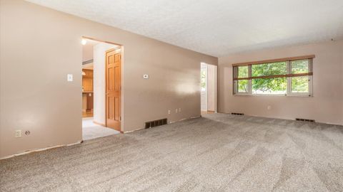 Tiny photo for 783 W Columbus Street, Pickerington, OH 43147 (MLS # 225037223)