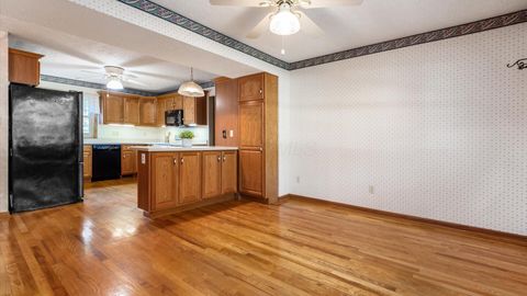 Tiny photo for 783 W Columbus Street, Pickerington, OH 43147 (MLS # 225037223)