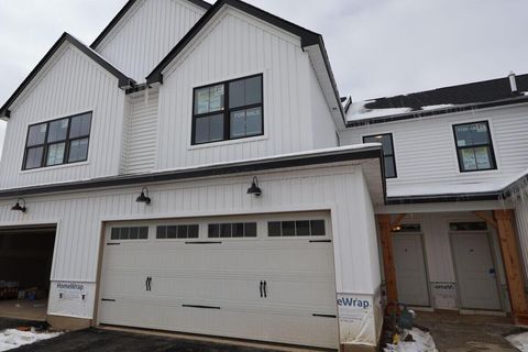 Photo of 5520 Fawnsbury Court, Powell, OH 43065 (MLS # 225046150)