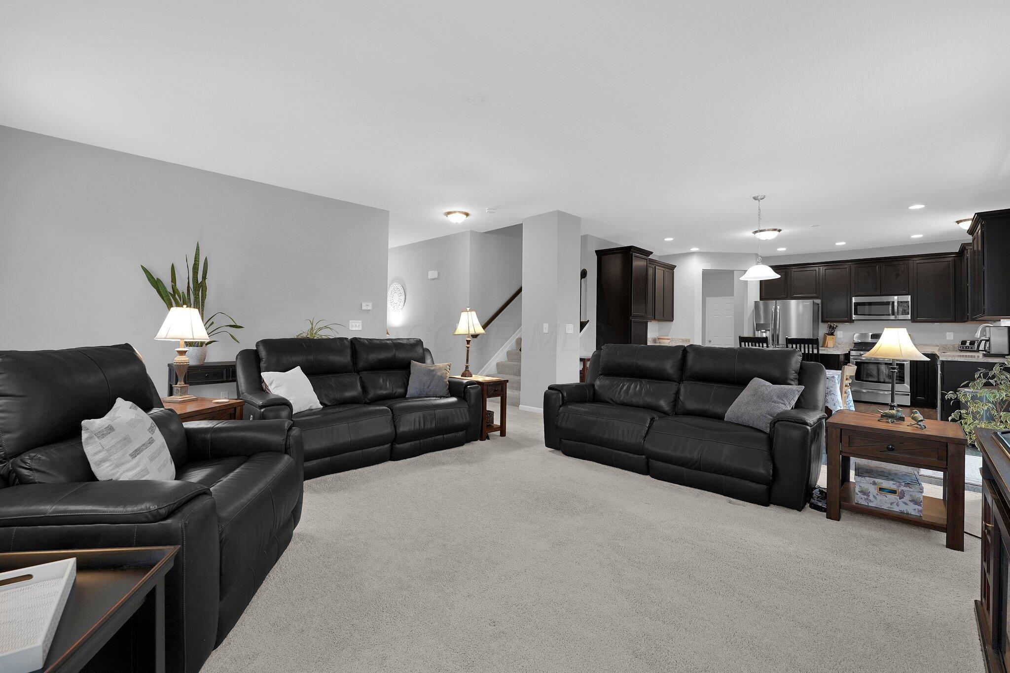 6996 Cannon Drive, Canal Winchester, Ohio image 8