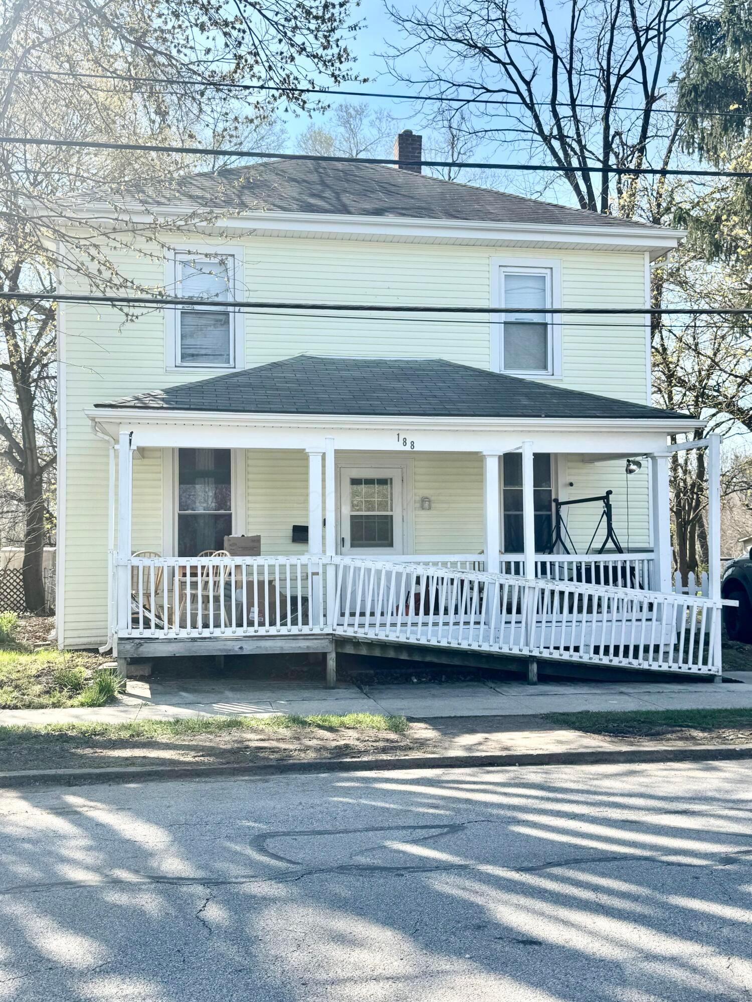 188 W Center Street, London, Ohio image 1