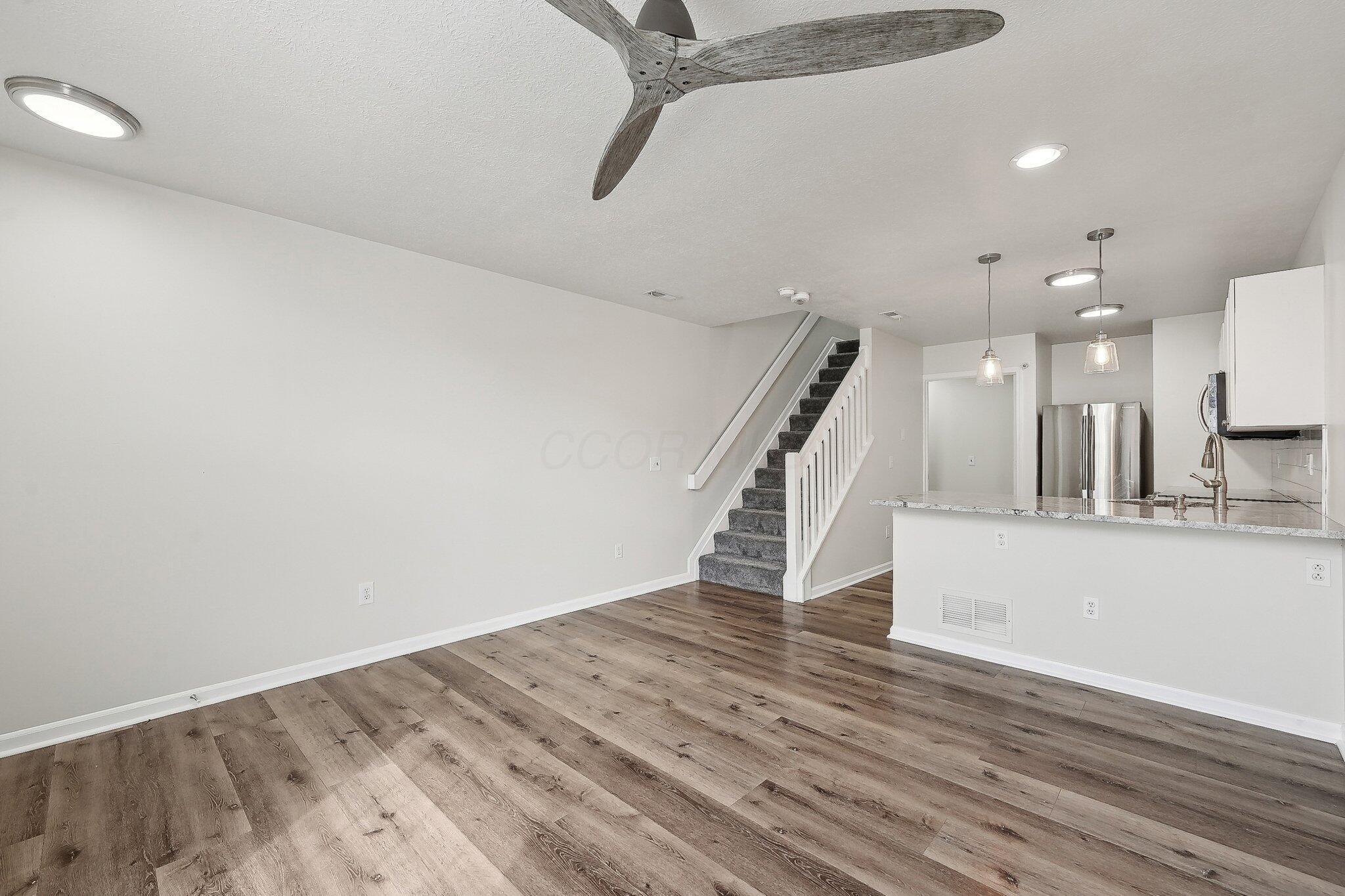 7018 Monarchos Drive, New Albany, Ohio image 14