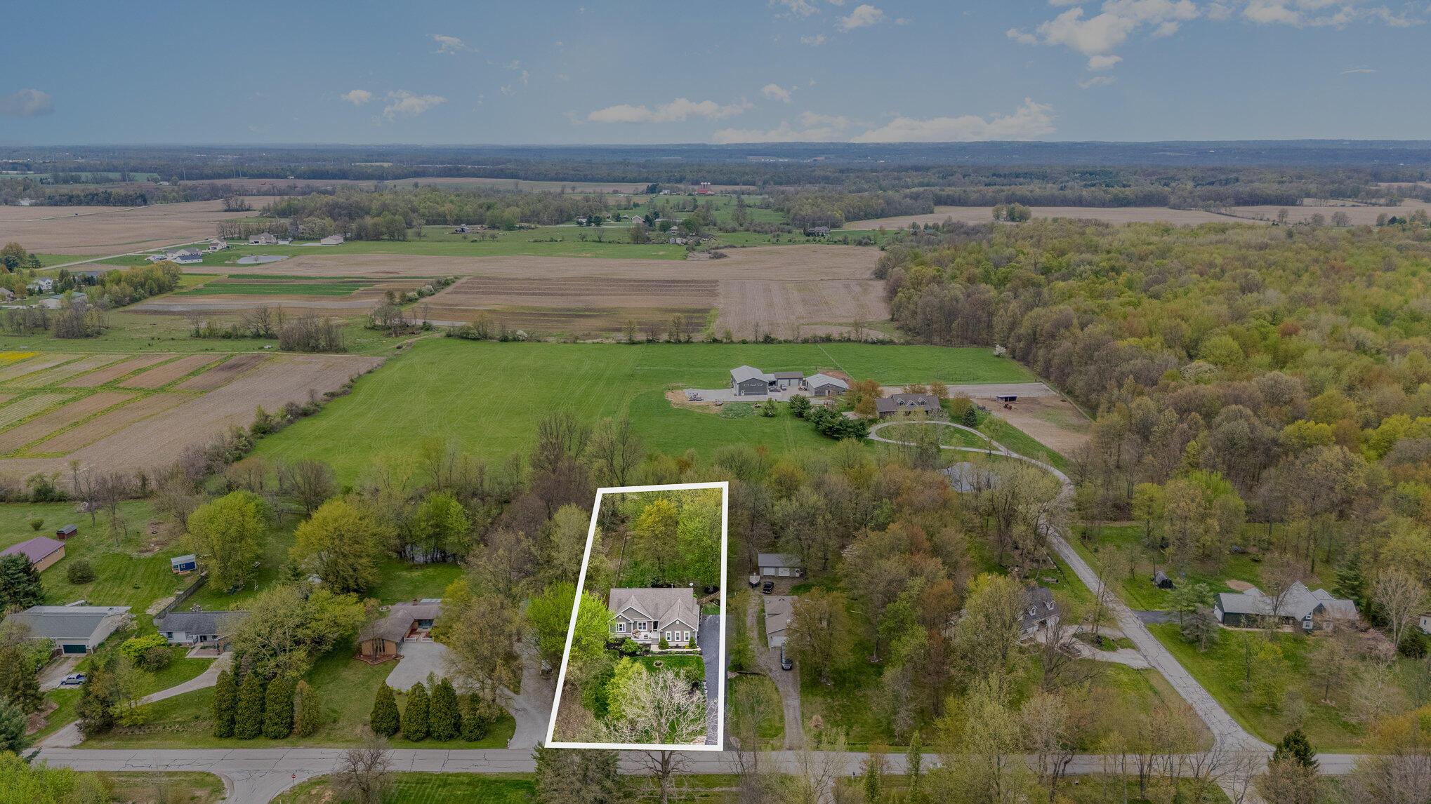 660 Carryback Drive, Pataskala, Ohio image 32