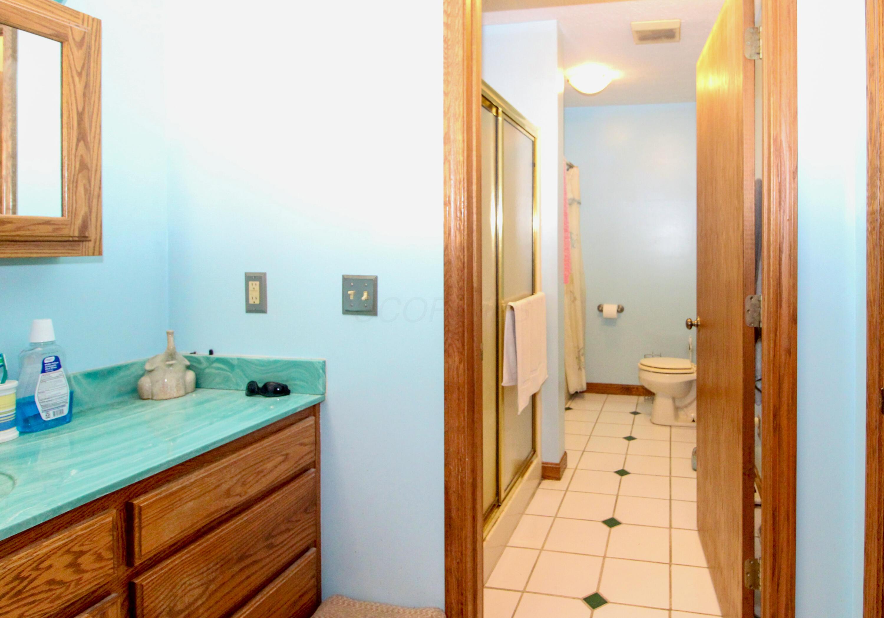 1320 Oakridge Drive, Bucyrus, Ohio image 19