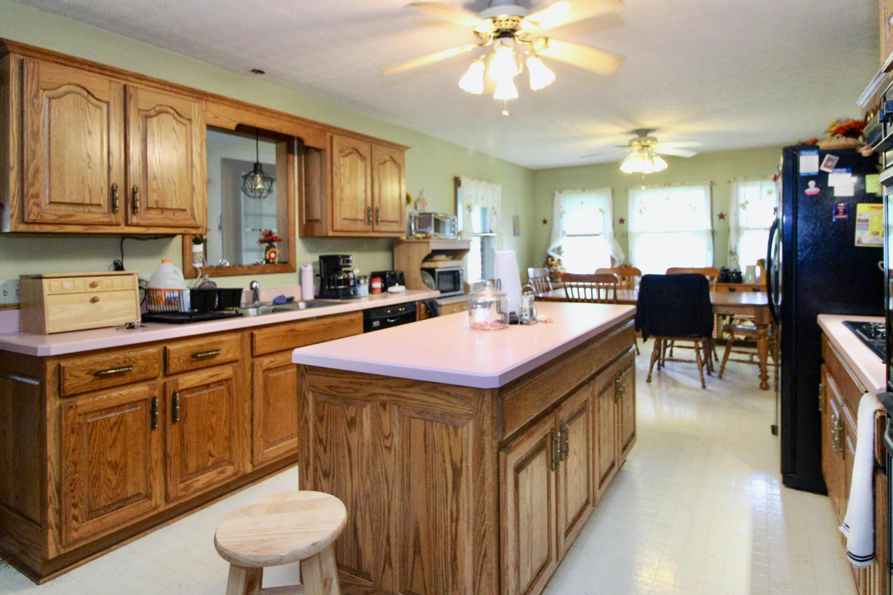 1320 Oakridge Drive, Bucyrus, Ohio image 15