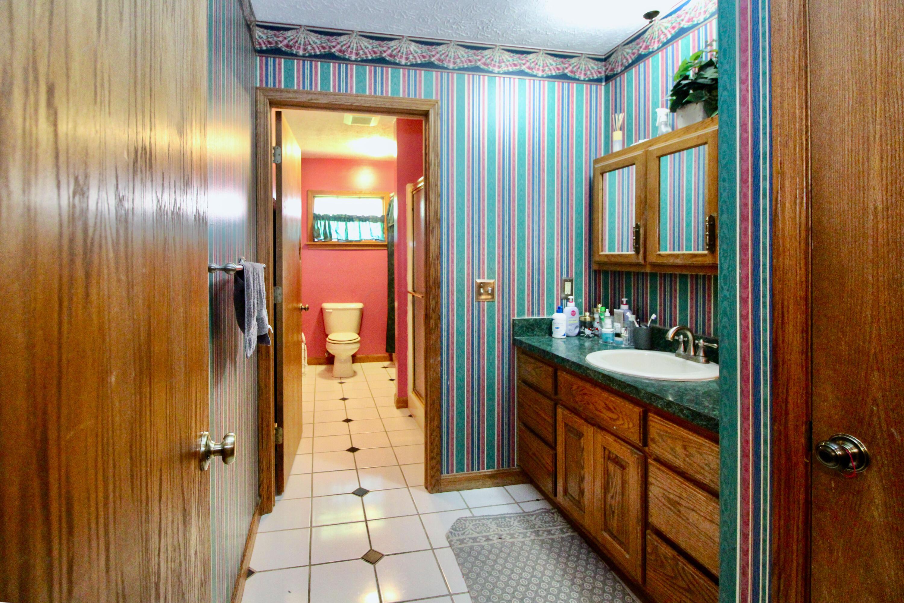 1320 Oakridge Drive, Bucyrus, Ohio image 21