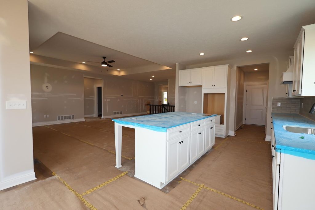 Photo of 365 Fawn Valley Place, Galena, OH 43021 (MLS # 226007401)