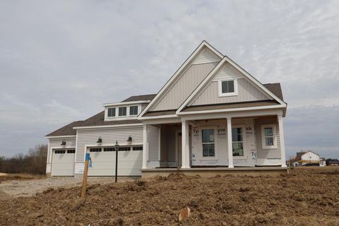 Photo of 365 Fawn Valley Place, Galena, OH 43021 (MLS # 226007401)