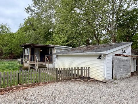 Photo of 2769 N Court Street, Circleville, OH 43113 (MLS # 226013924)