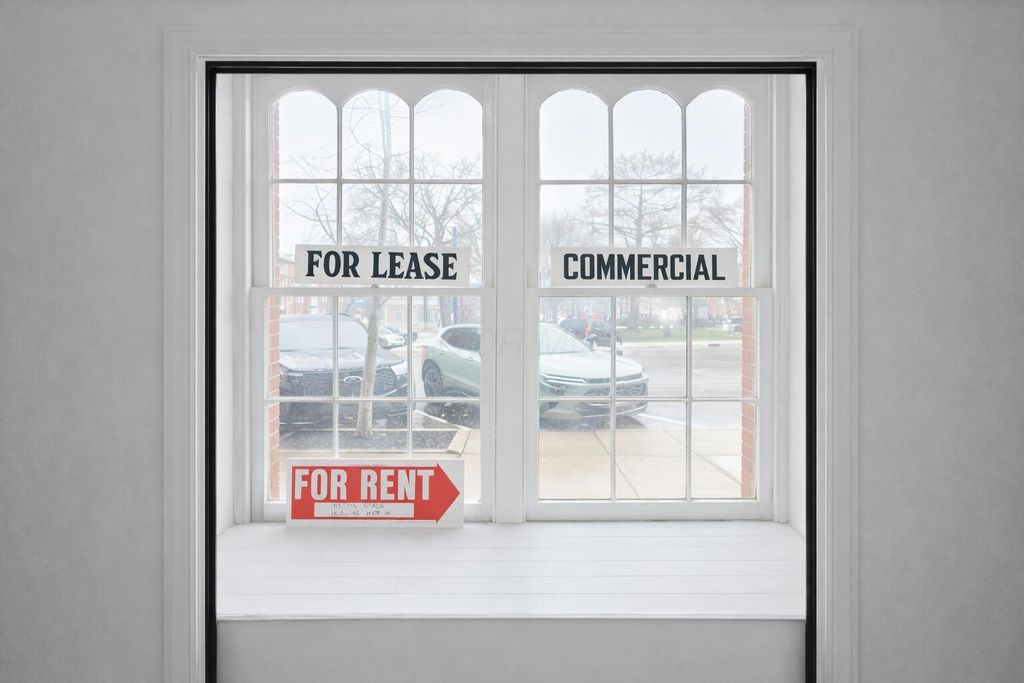 Photo of 1 Public Square, Mount Vernon, OH 43050 (MLS # 226002192)