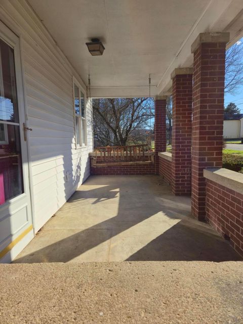 Tiny photo for 130 N State Street O #O, Frazeysburg, OH 43822 (MLS # 225045117)